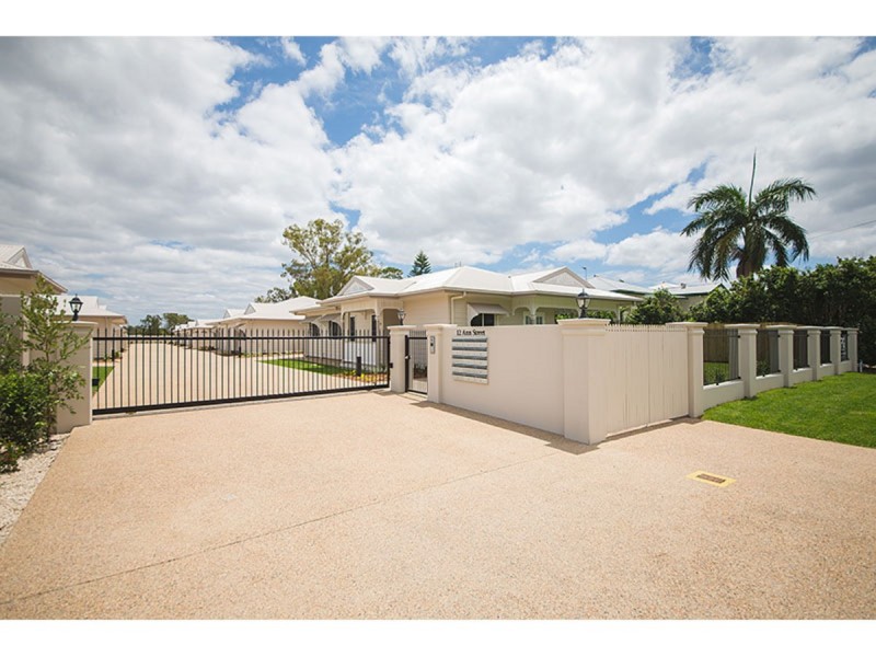 2/12 Ann Street, West Rockhampton QLD 4700